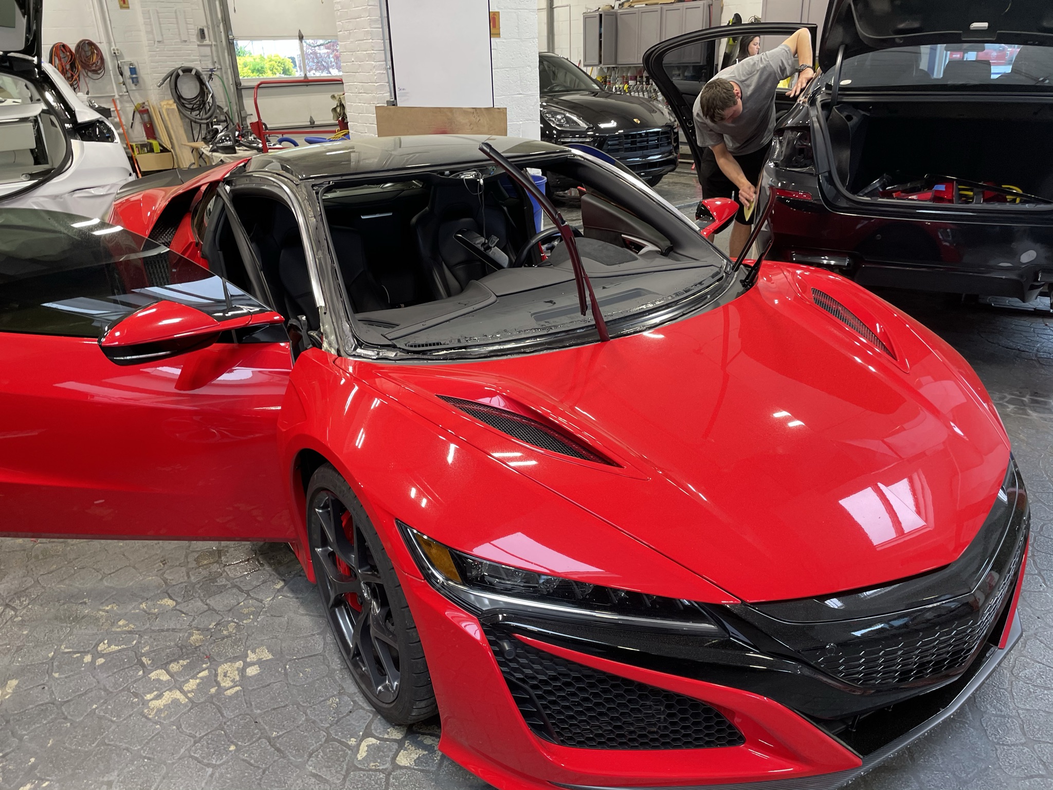 Honda NSX glass work